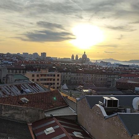 Vue Mer Et Et Notre Dame Centre Ville Avec Balcon Et Parking Marseille Exterior photo