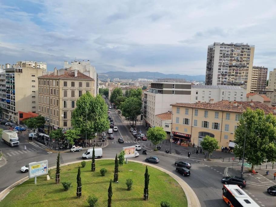 Vue Mer Et Et Notre Dame Centre Ville Avec Balcon Et Parking Marseille Exterior photo